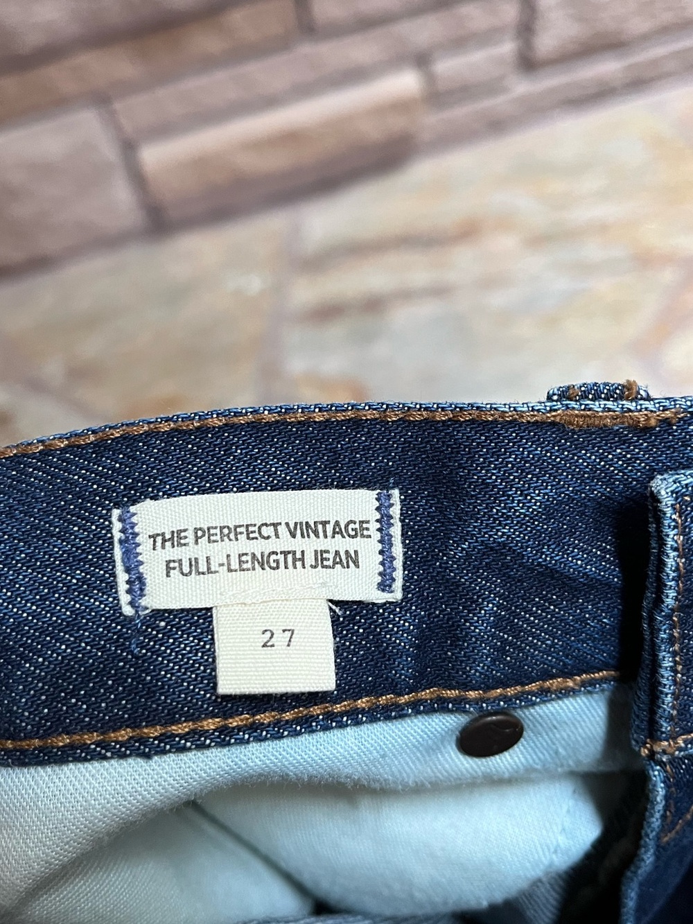 Madewell The Perfect Vintage Jean in Diversey Wash: Retro Stitched Edition 27 - Picture 6 of 11
